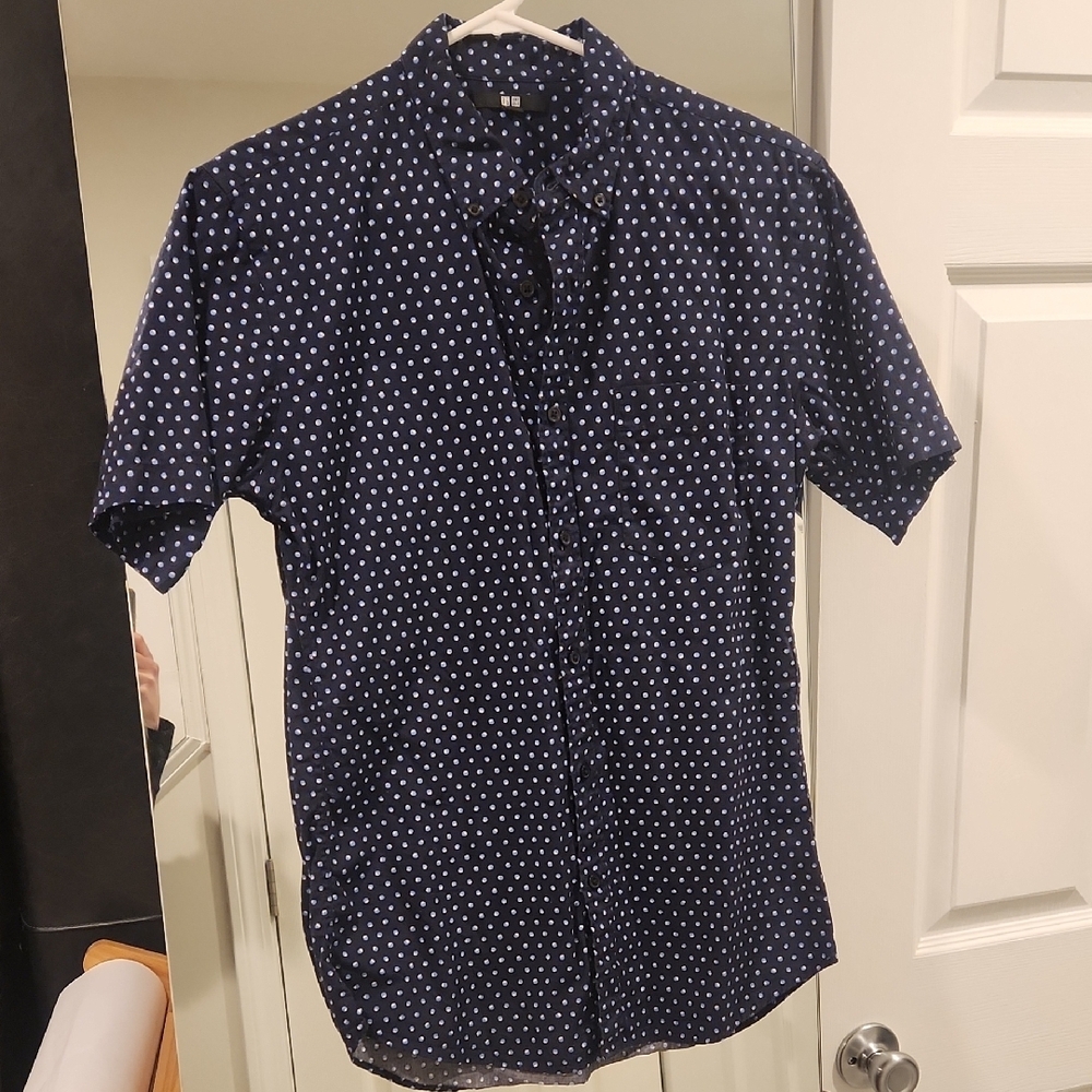 Casual Blue and White Polka Dot Button Down Shirt